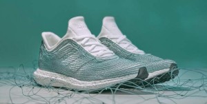 Adidas шьет кроссовки из морского мусора